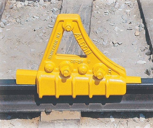 Wheel Chock: Steel, 23 in Overall Lg, 7 3/4 in Overall Wd, 16 in Overall Ht, 33, 000 lb Vehicle Wt