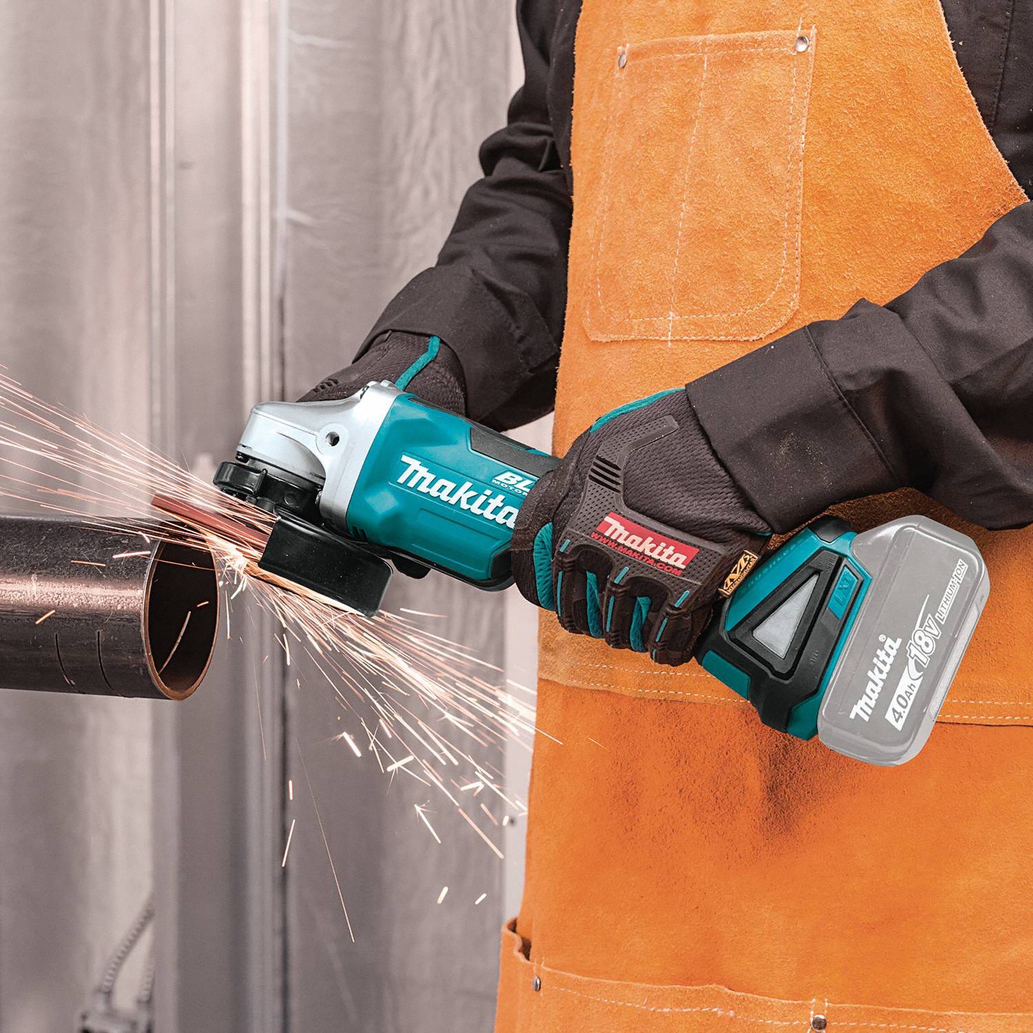 MAKITA Angle Grinder 4 1/2 in_5 in Wheel Dia, Paddle, without LockOn