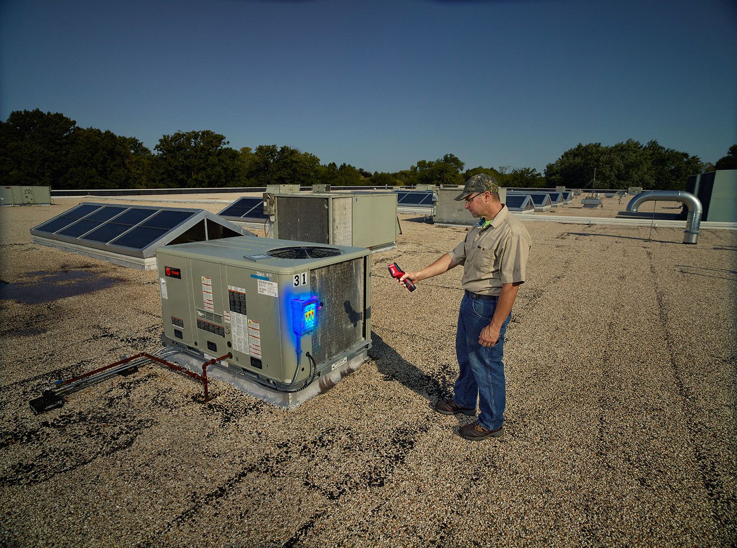 MILWAUKEE Infrared Camera, 102 x 77 Pixels, 14° to 626° 44YW652258