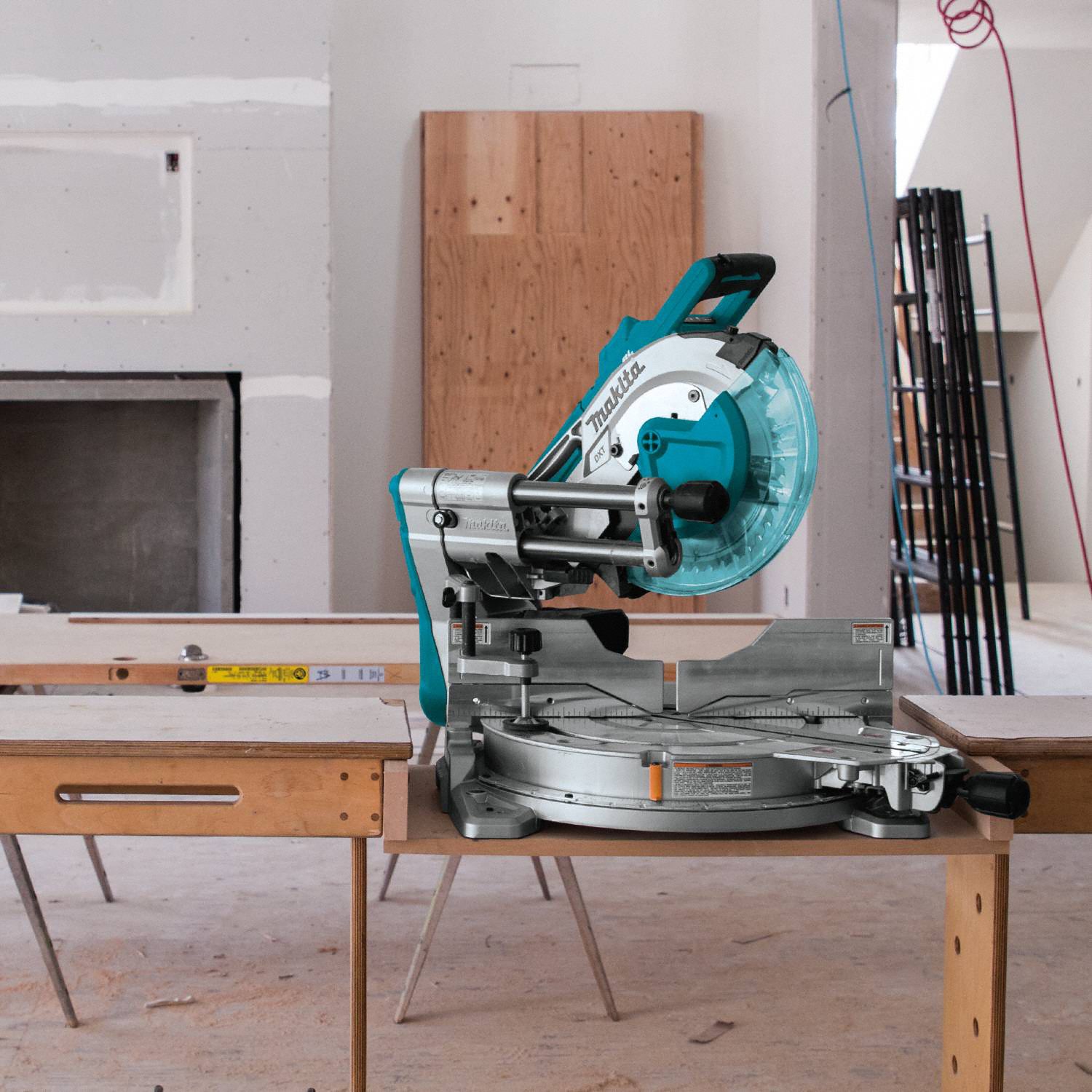 MAKITA Cordless, Miter Saw, 10 in Blade Dia., Max. Blade Speed 4,400