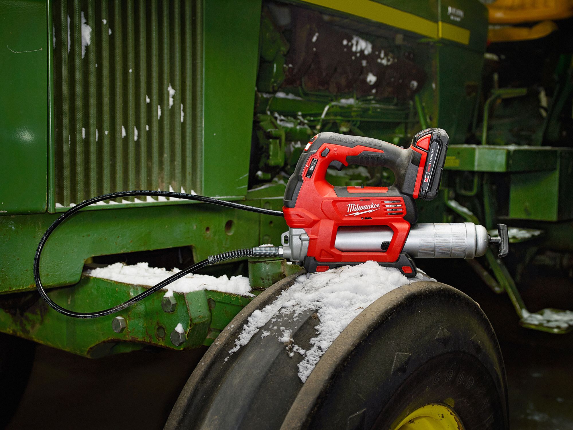 MILWAUKEE Cordless Grease Gun 18 V Volt, LiIon, Pistol Grip Grease