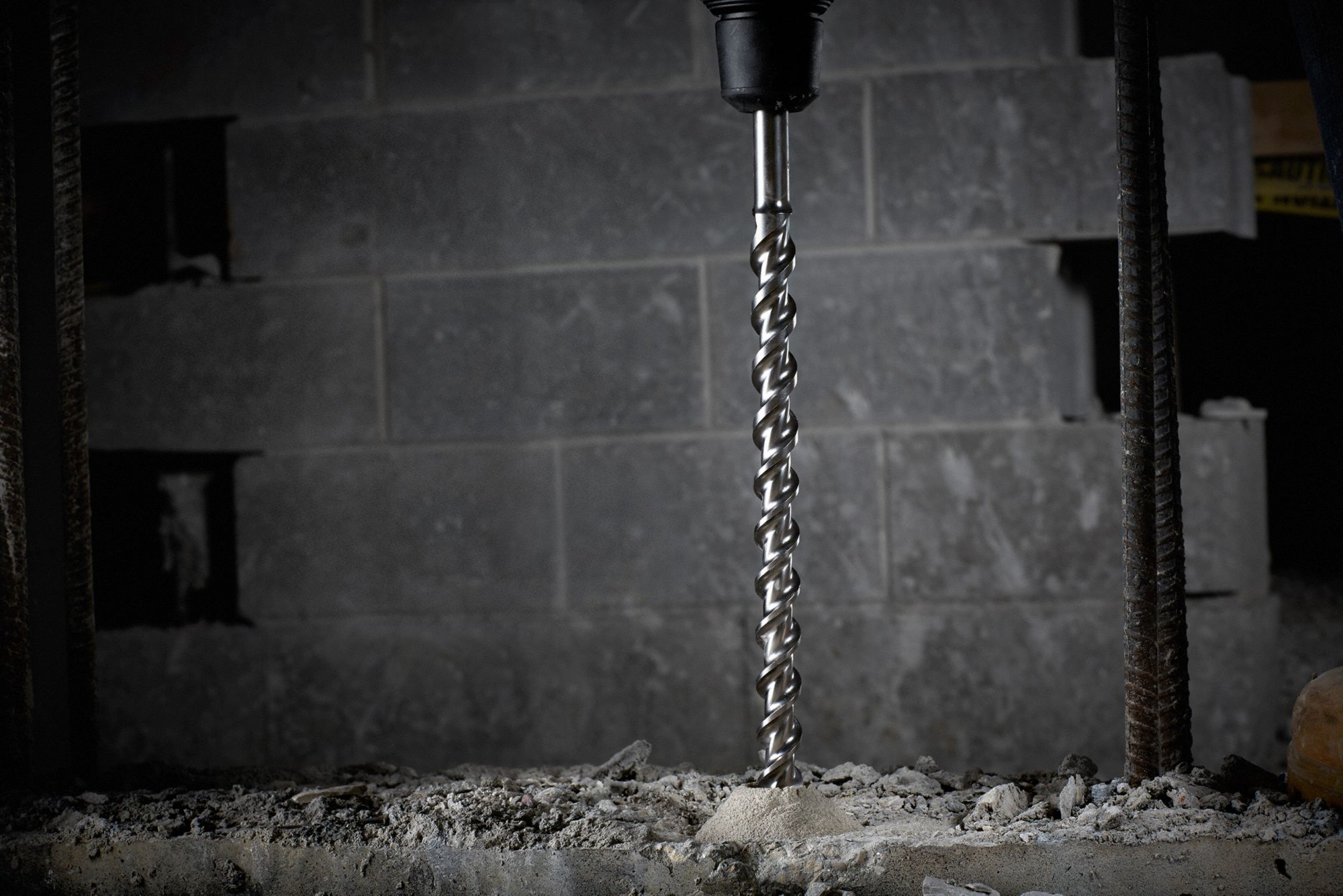 MILWAUKEE Rotary Hammer Drill 5/8 in Drill Bit Size, 7 in Max Drilling