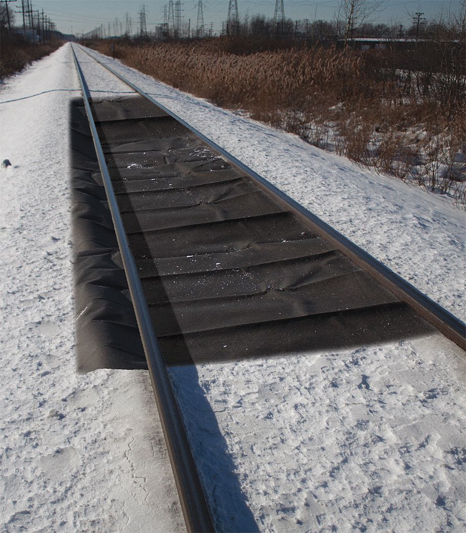 EAGLE, Box, Black, Railroad Track Containment Mat 45UX71T8470RM Grainger