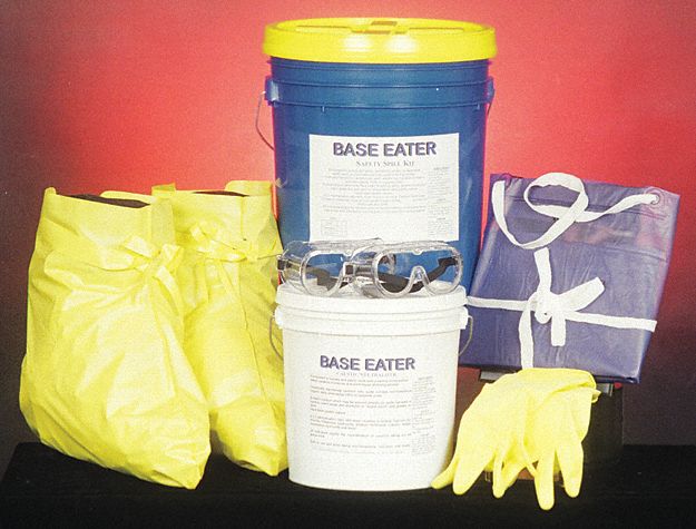 Spill Kit: 5 gal Container Capacity, Bucket, 2 gal Volume Absorbed Per Kit, (1) Broom