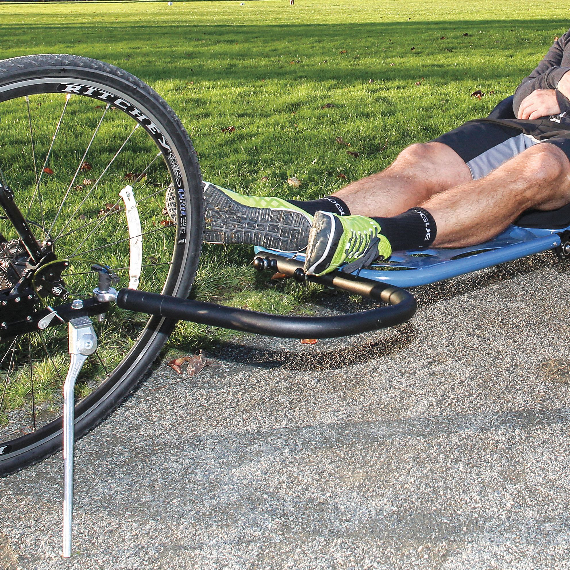 towing bicycle