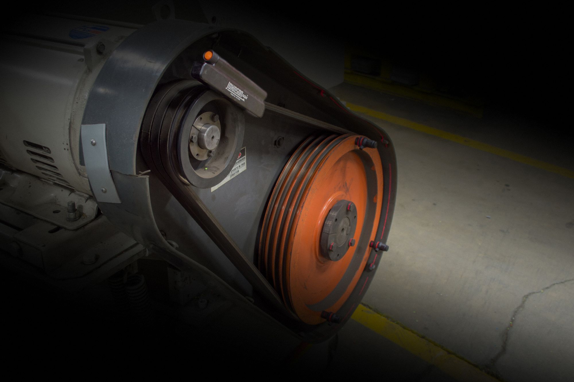 JOHNSON Manual Leveling Sheave Alignment Laser, Vertical, Interior