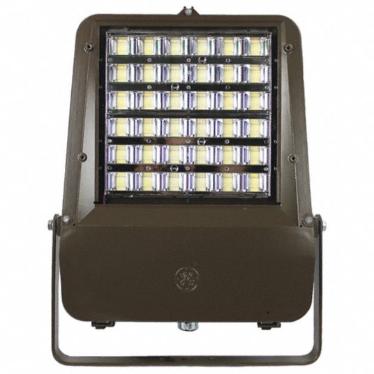 38 100 lm 297 W Fixture Watt Floodlight 487A99