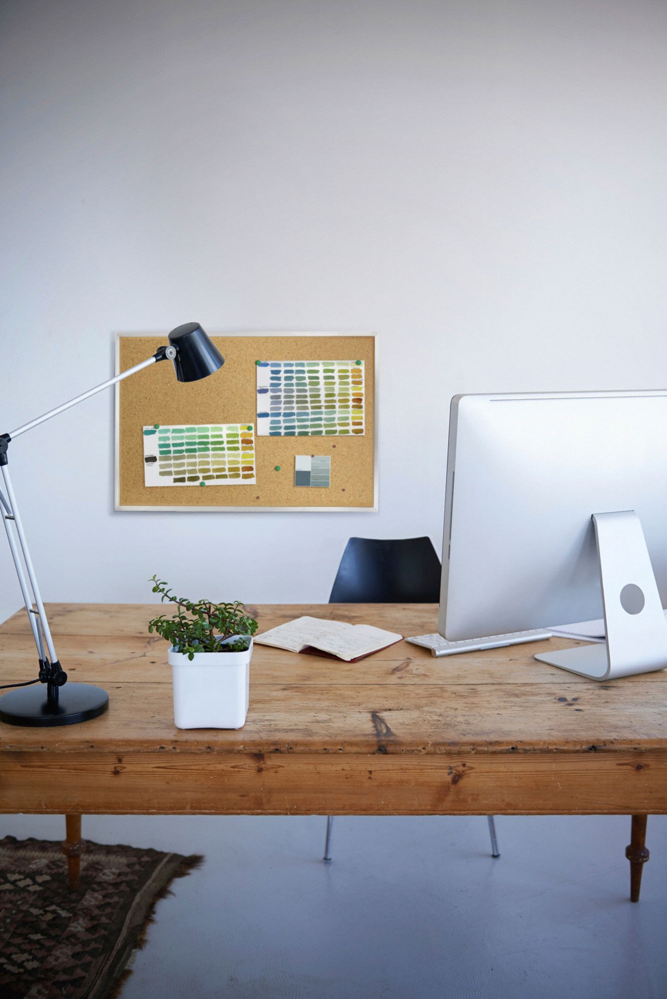 GHENT Bulletin Board 36 in Ht, 46 1/2 in Wd, Natural, Silver, Cork