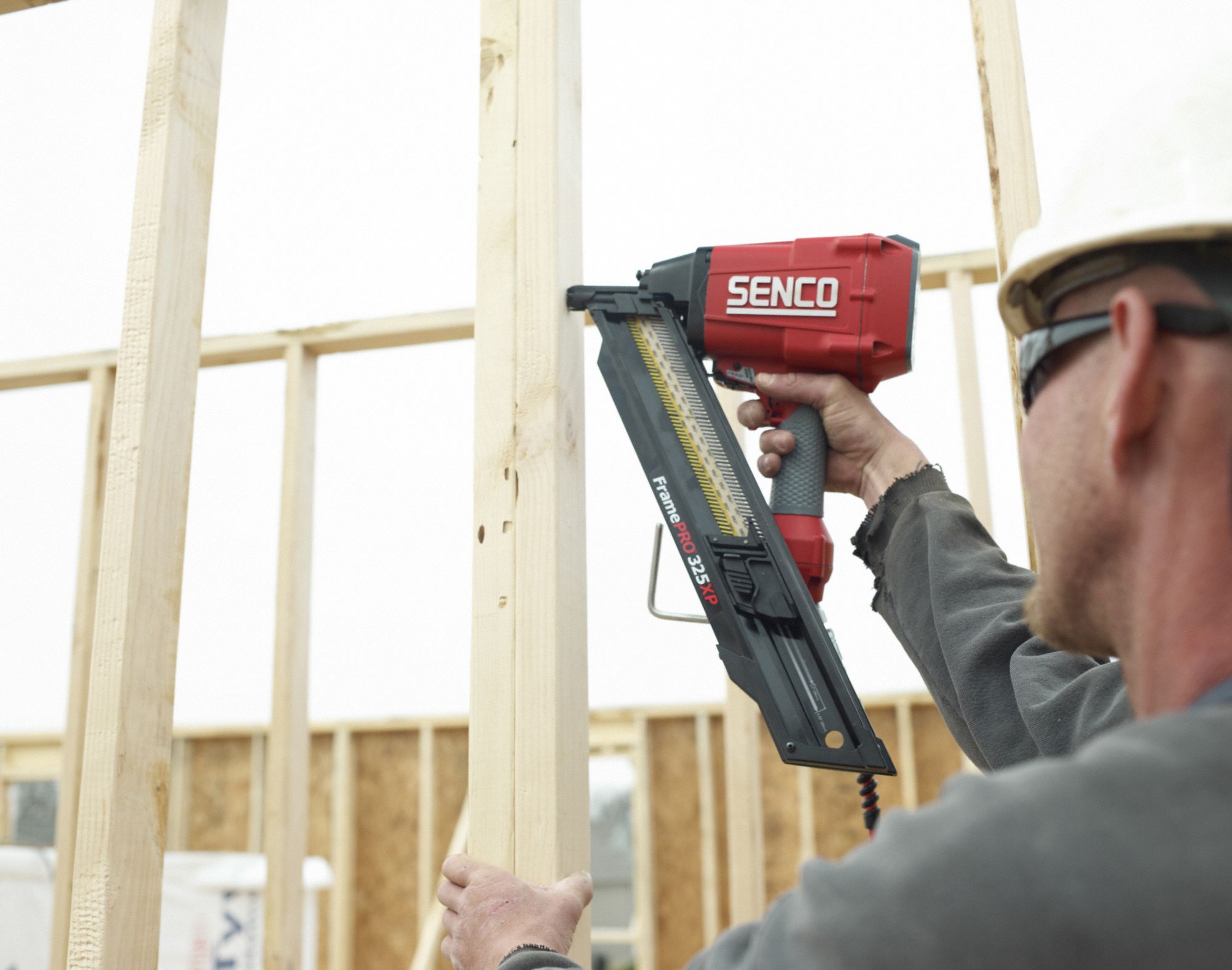 SENCO Air Powered, Nail Gun, Combination Firing Mode, 120 psi 48LR49