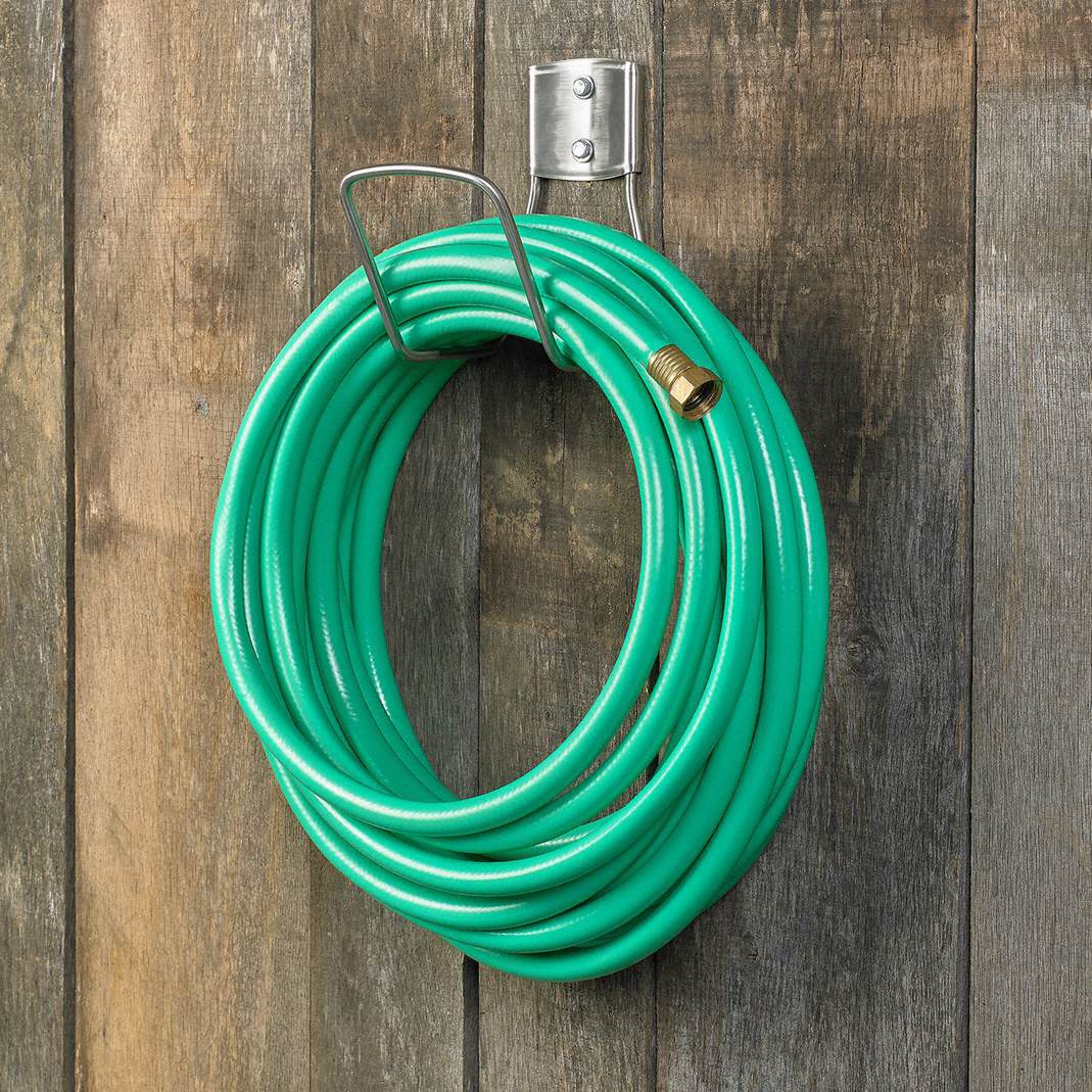 WESTWARD Garden Hose Hanger, Garden Hoses, Hose Capacity 125 ft (5/8 in