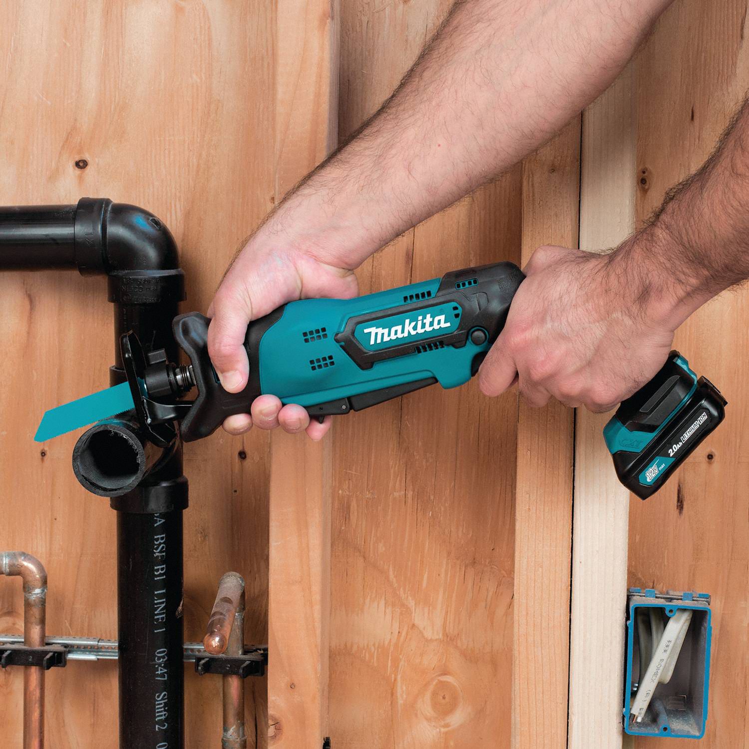 makita-compact-reciprocating-saw-kit-1-2-in-stroke-length-3-300-max