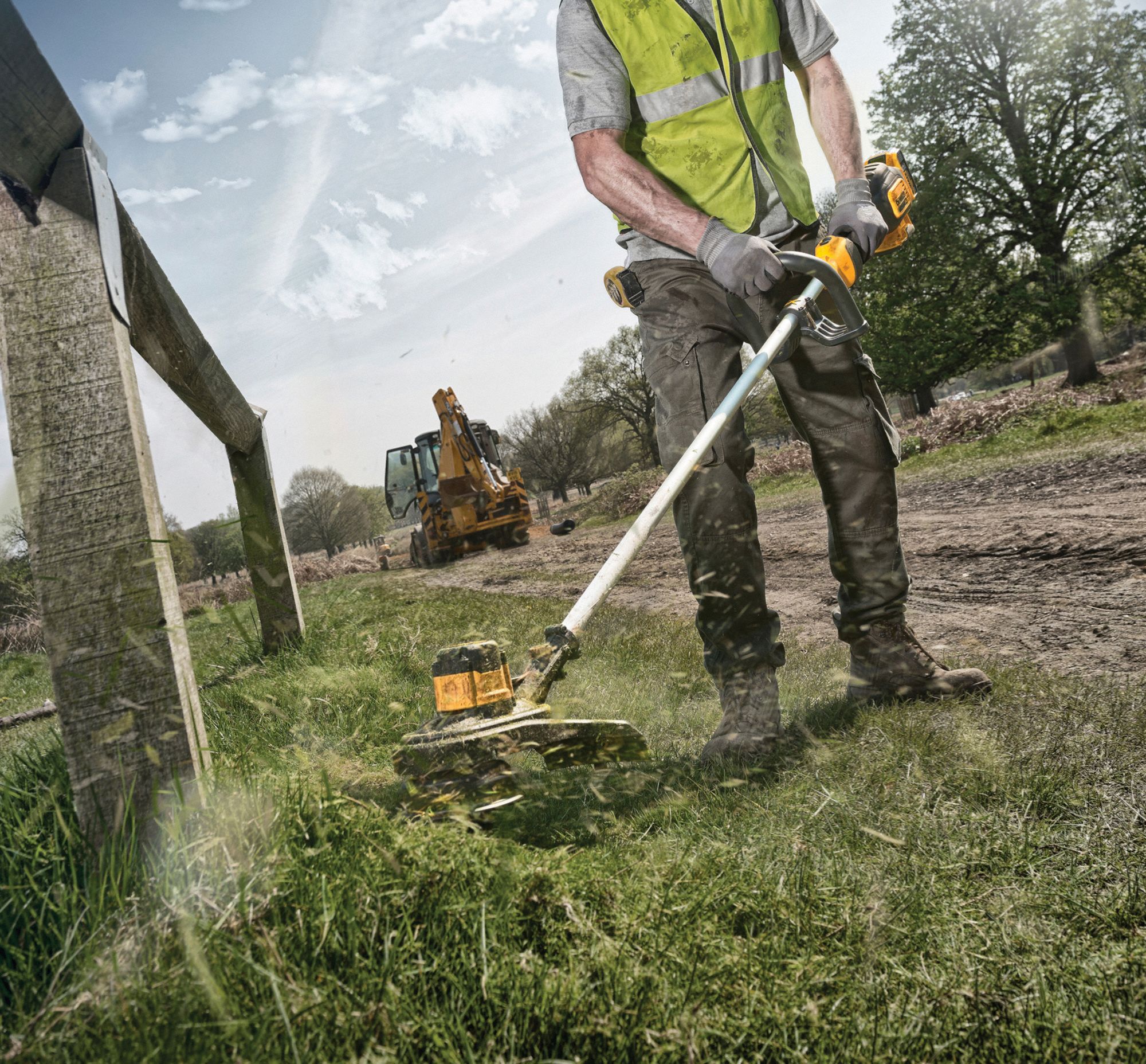 dewalt string trimmer line size
