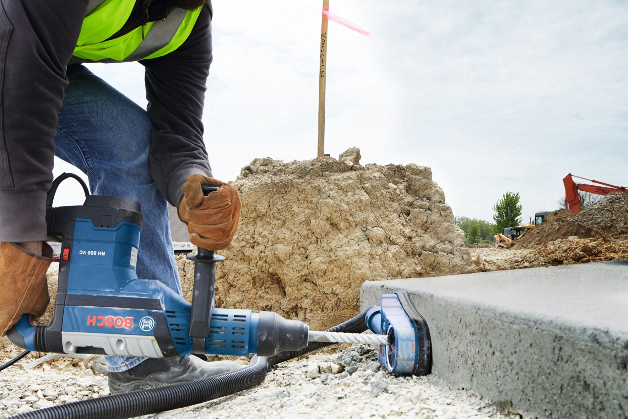 BOSCH Rotary Hammer Drill 3/4 in Drill Bit Size, 8 in Max Drilling Dp