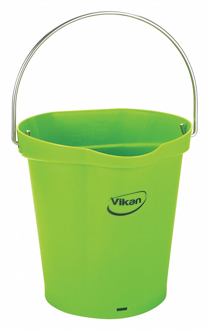 plastic bucket capacity