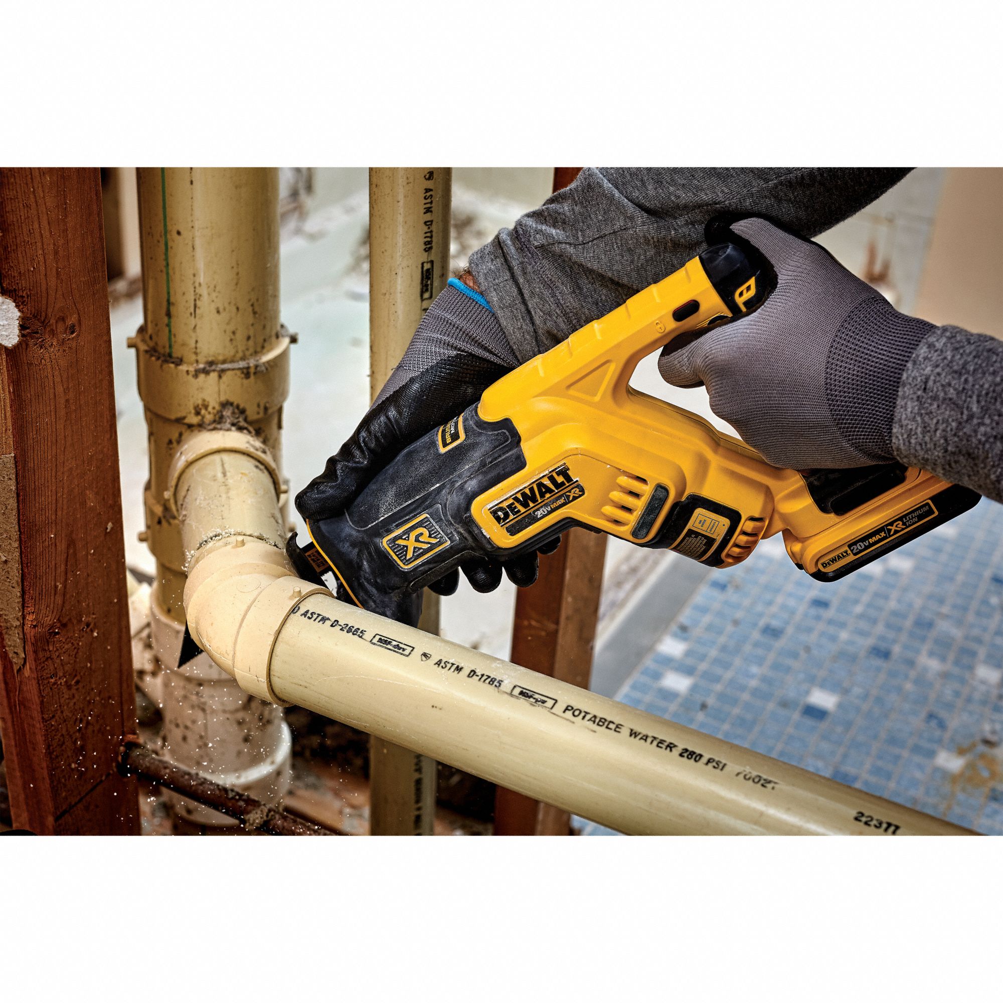 DEWALT Compact, Reciprocating Saw Kit, 1 1/8 in Stroke Length, 2,900