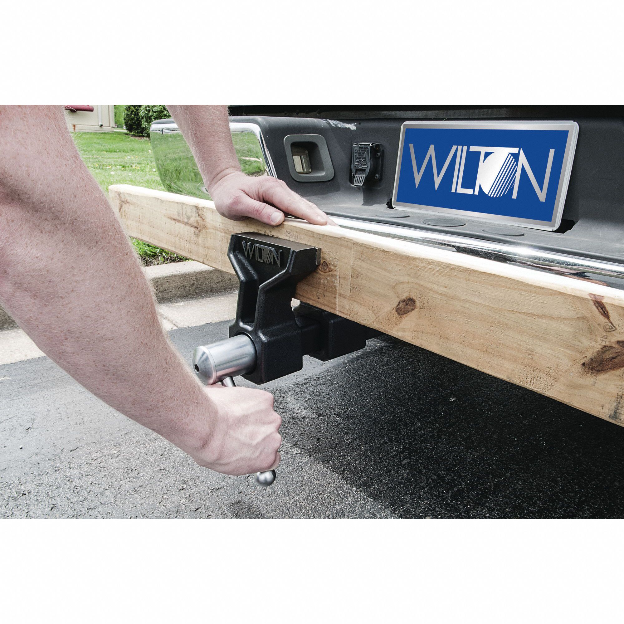 WILTON Heavy Duty Truck Hitch Vise, 5 in Jaw Width, 6 in Max. Opening, 5 in Throat Depth