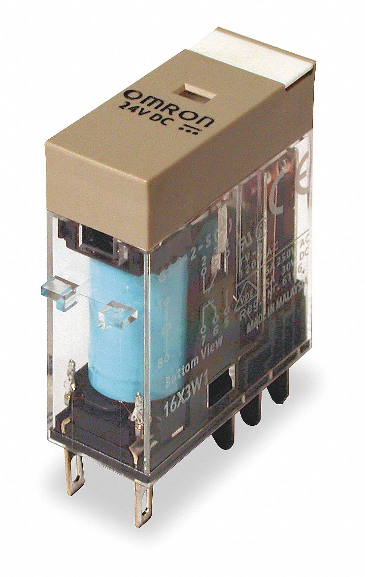 OMRON 24VDC, 8-Pin Square Base General Purpose Plug-In Relay; AC