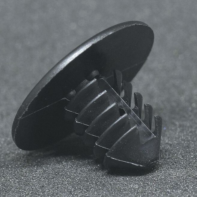 GRAINGER APPROVED Split Push In Rivet, Nylon Dia., 0.48 in L, 0.188 in