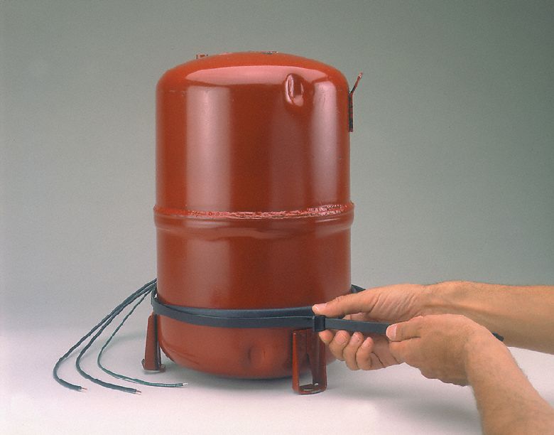 RAYCHEM Crankcase Heater, Turns On At 50°F, Min. Watts 32 W, 240V AC