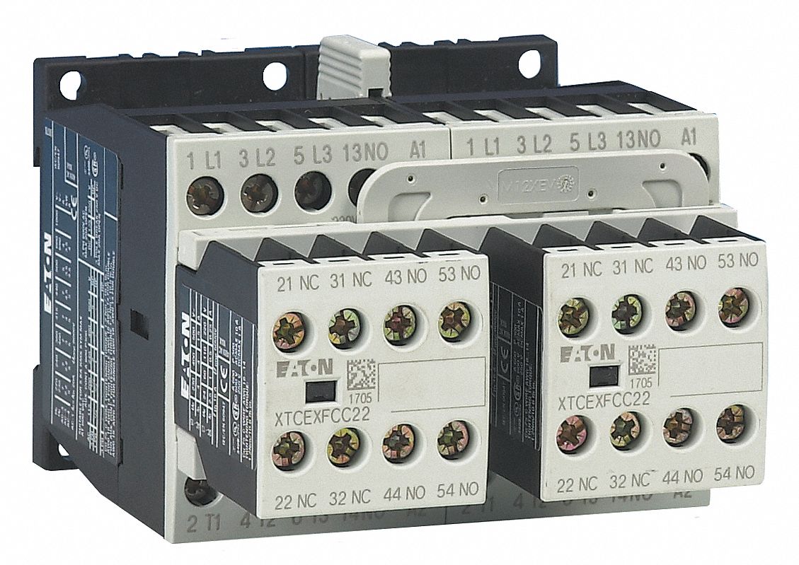 thumbnail image 2 of 25A 240VAC IEC Reversing Contactor – 3 Poles – 4.92 X 4.92 X 3.74 Inches – NEW 2 of 6