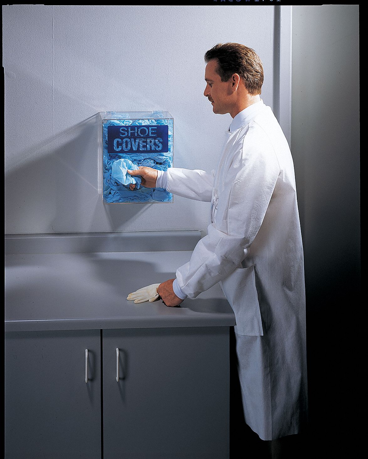 BRADY 12 in x 8 in x 14 in Arcylic Shoe/Boot Cover Dispenser, Clear