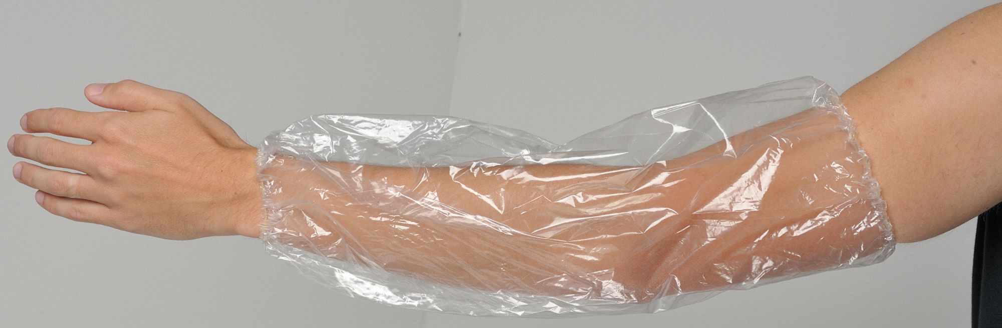18 in Clear L Disposable Sleeves PK100