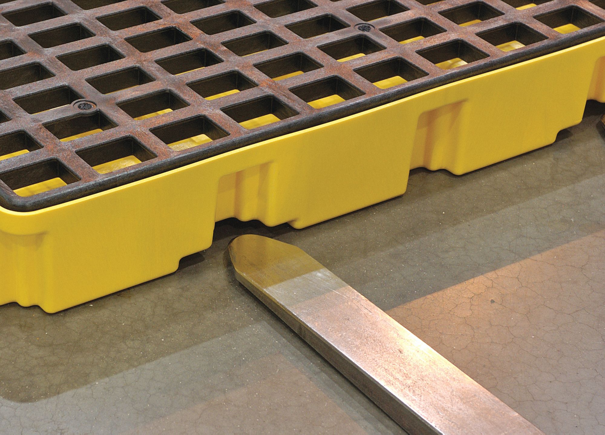 EAGLE Drum Spill Containment Pallet For 2 Drums, 30 gal Spill Capacity