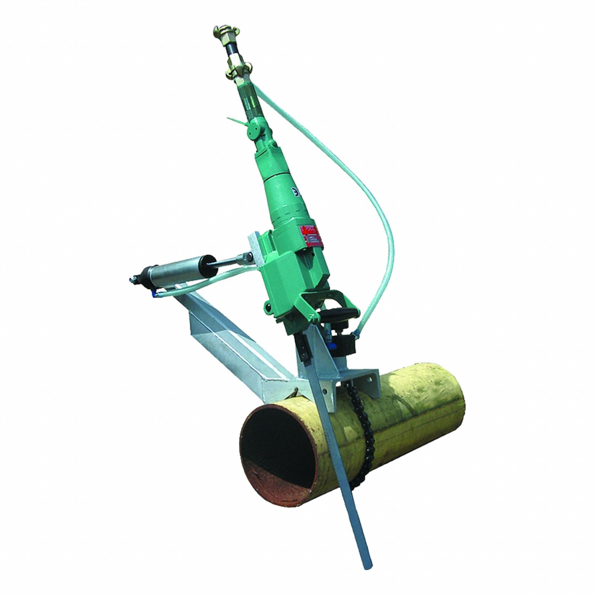 Automatic Clamp Affixing Hacksaw to Pipes