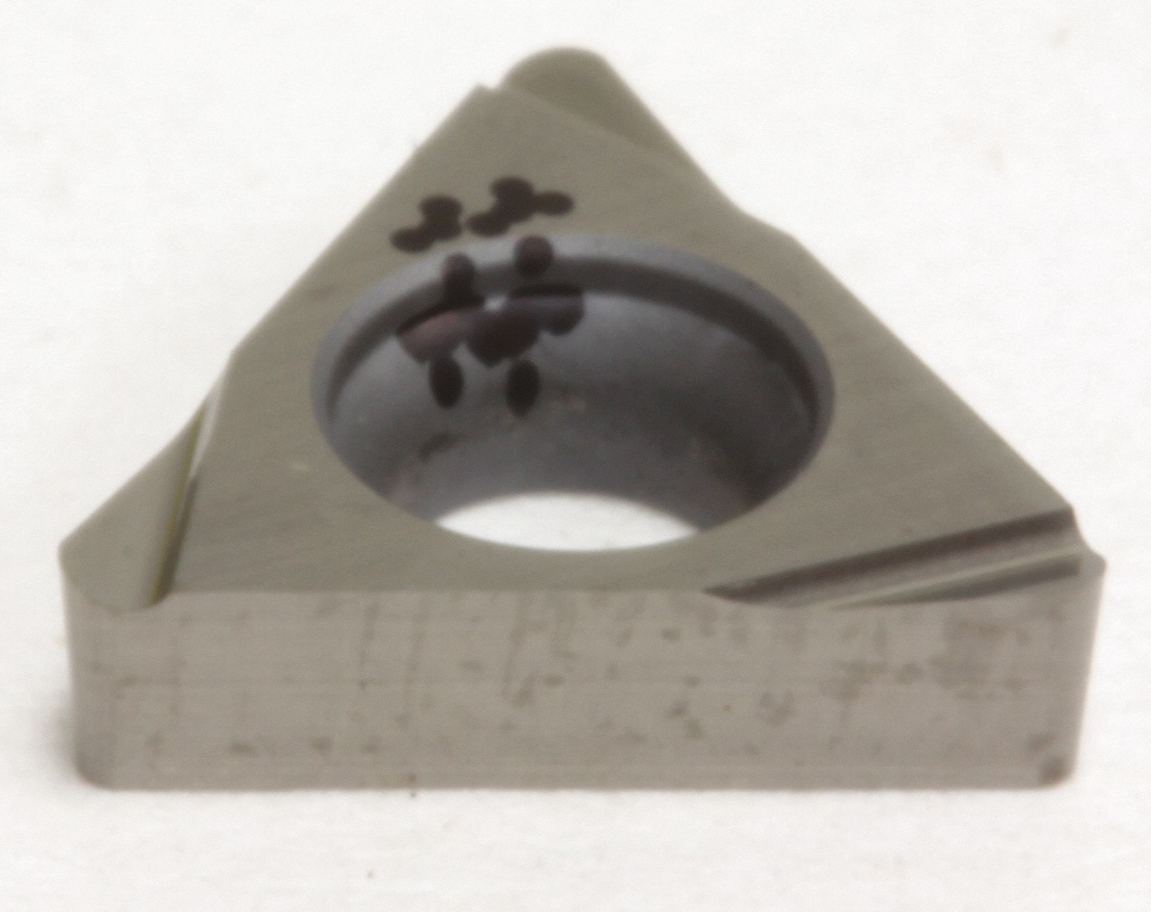 Triangle Turning Insert: 5/8 in Inscribed Circle, Neutral, FY Chip-Breaker, TBGT Insert