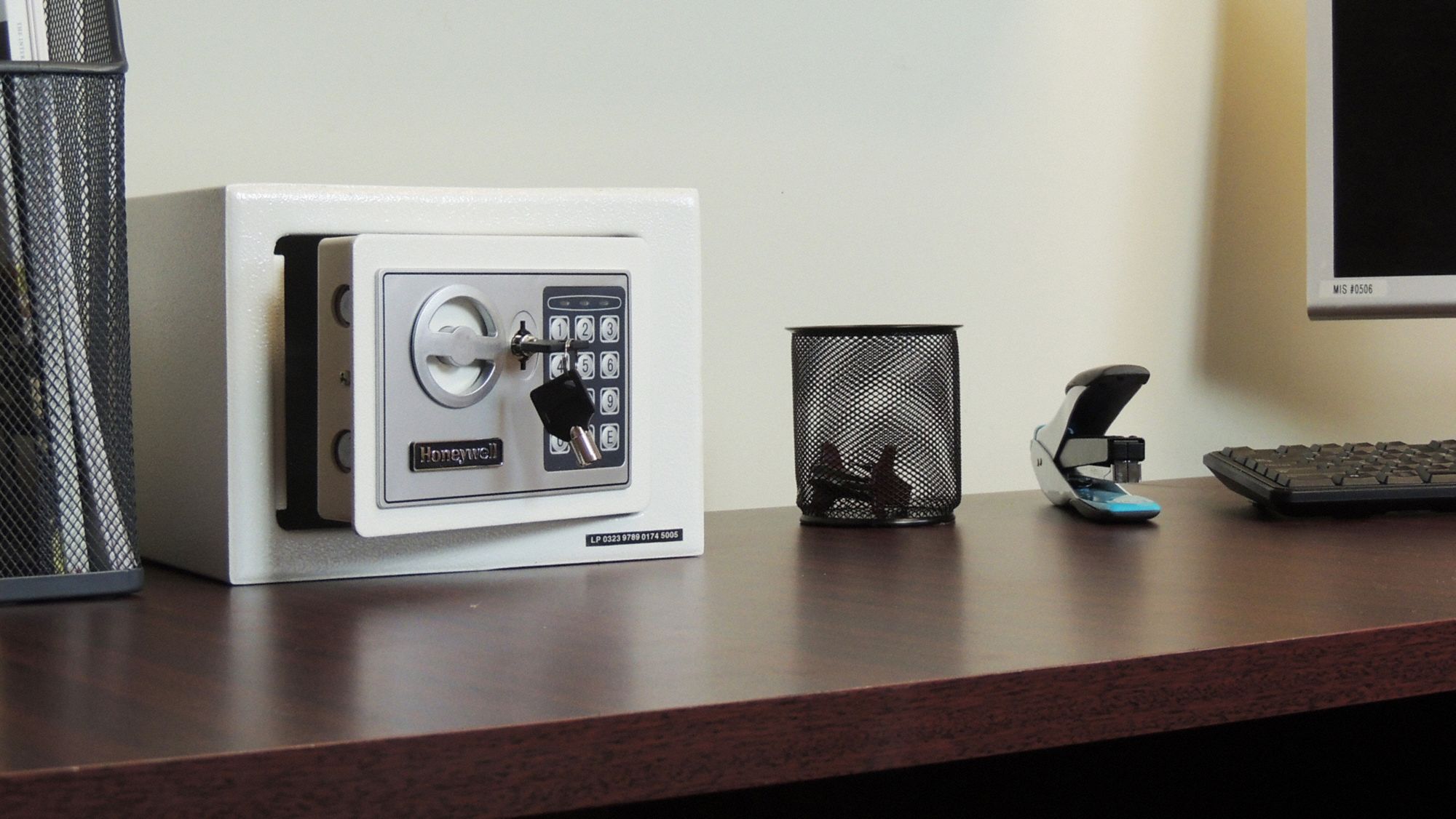 HONEYWELL Security Safe Compact and Portable, Digital Keypad/Override