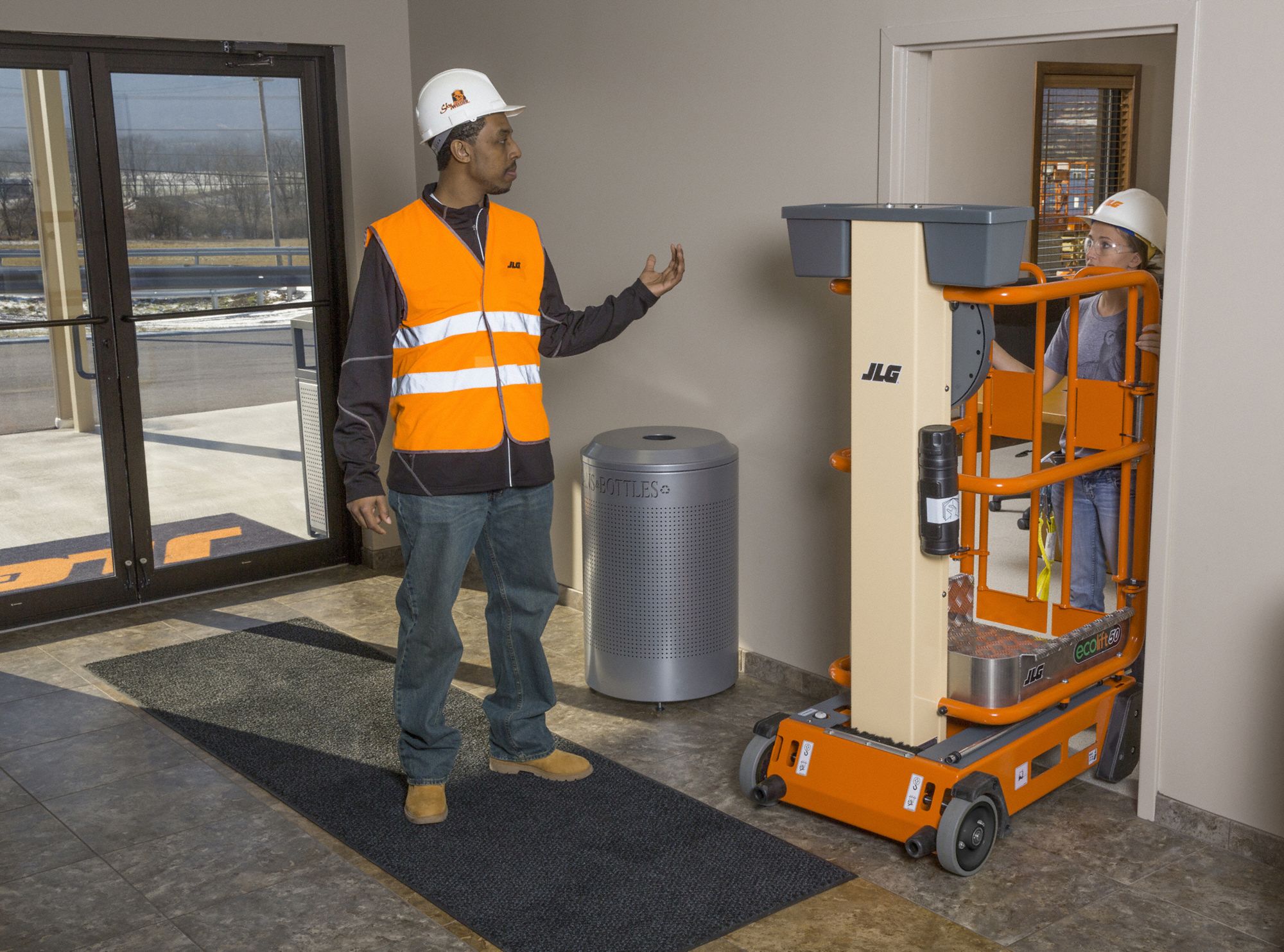 JLG Personnel Lift PushAround, Stored Power Lift, 330 lb Load