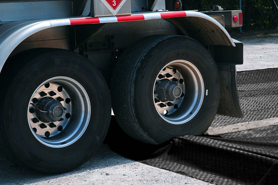 ULTRATECH Spill Control Berm Liner, 12 ft x 20 ft, PVC Coated Fabric