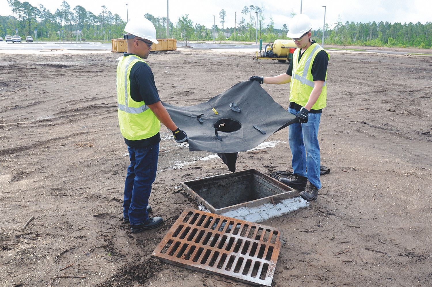 ULTRATECH Drain Guard, Catch Basin Drains, Oil; Sediment, PK 10