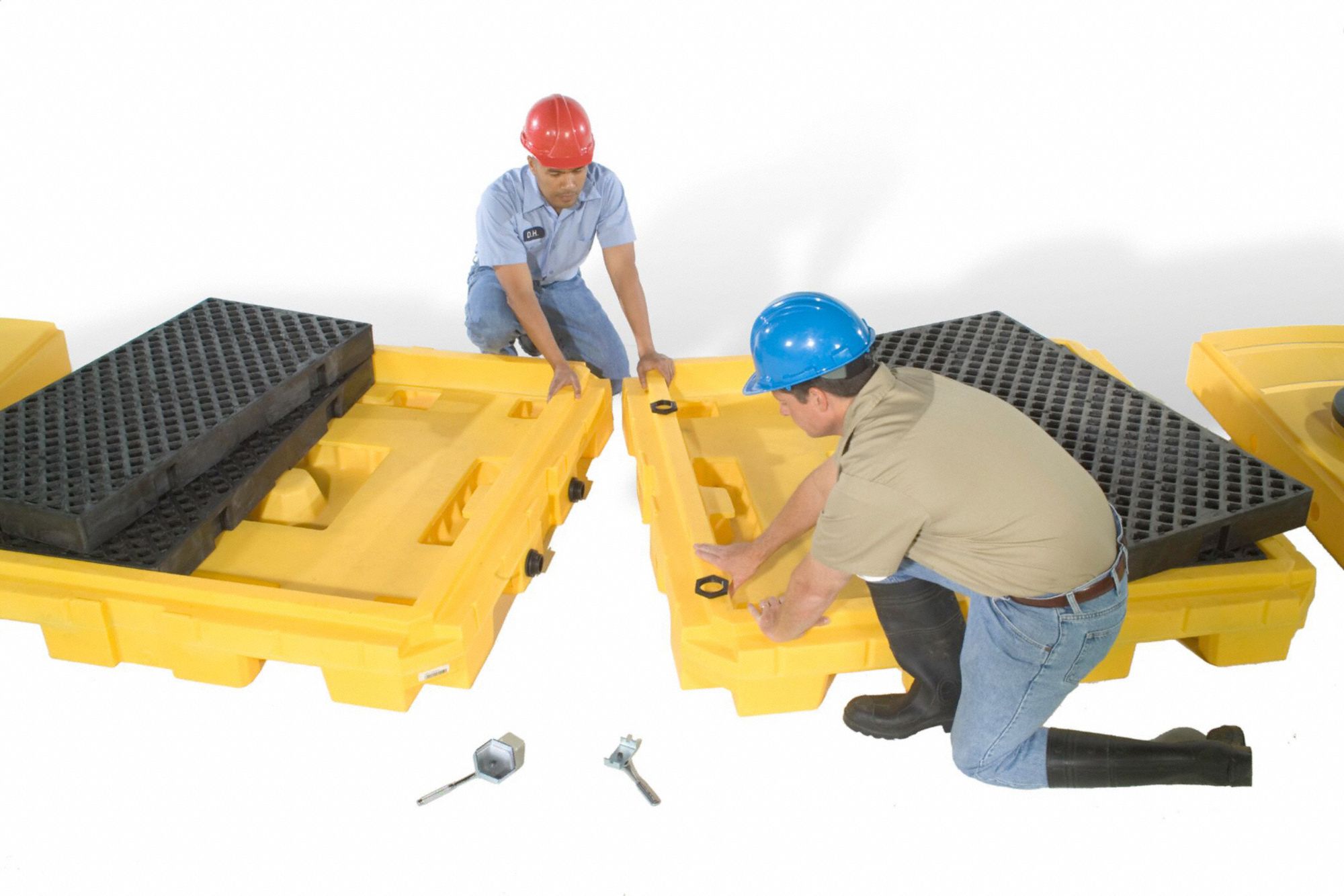 ULTRATECH IBC Containment Unit For 2 IBC, 186 in L x 62 in W x 8 3/4 in H, Yellow 53CN851125