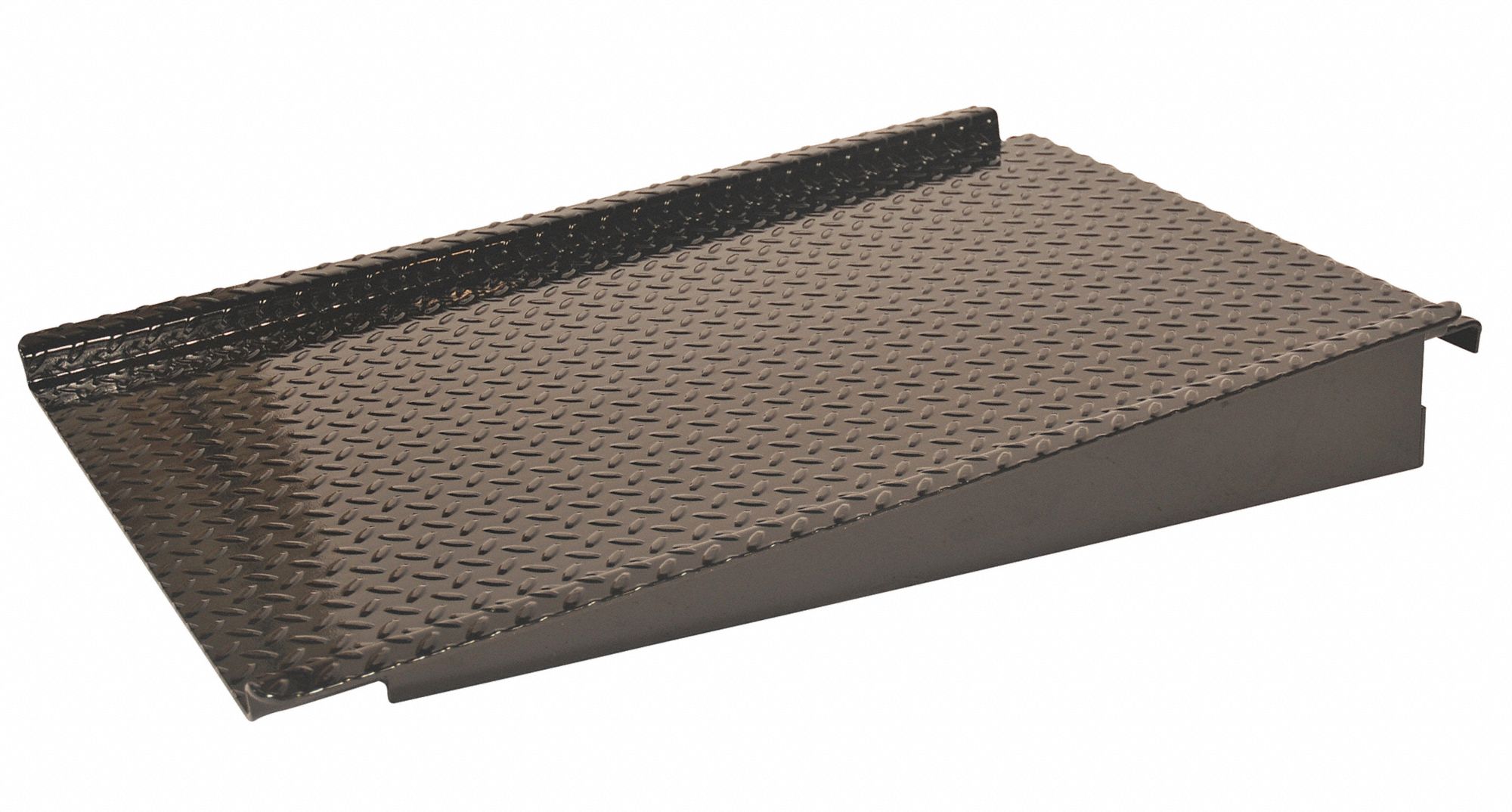 SPILL PALLET RAMP, 1,000 LB LOAD CAPACITY, 37 X 26½ X 4¼ IN, BLACK