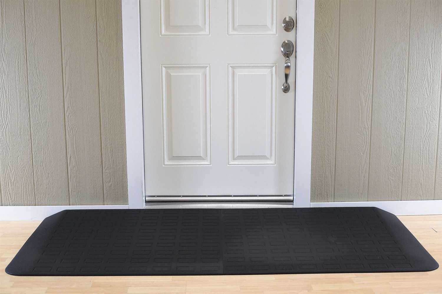 Door Ramp: 82 in Lg, ADA Compliant, Black, Rubber
