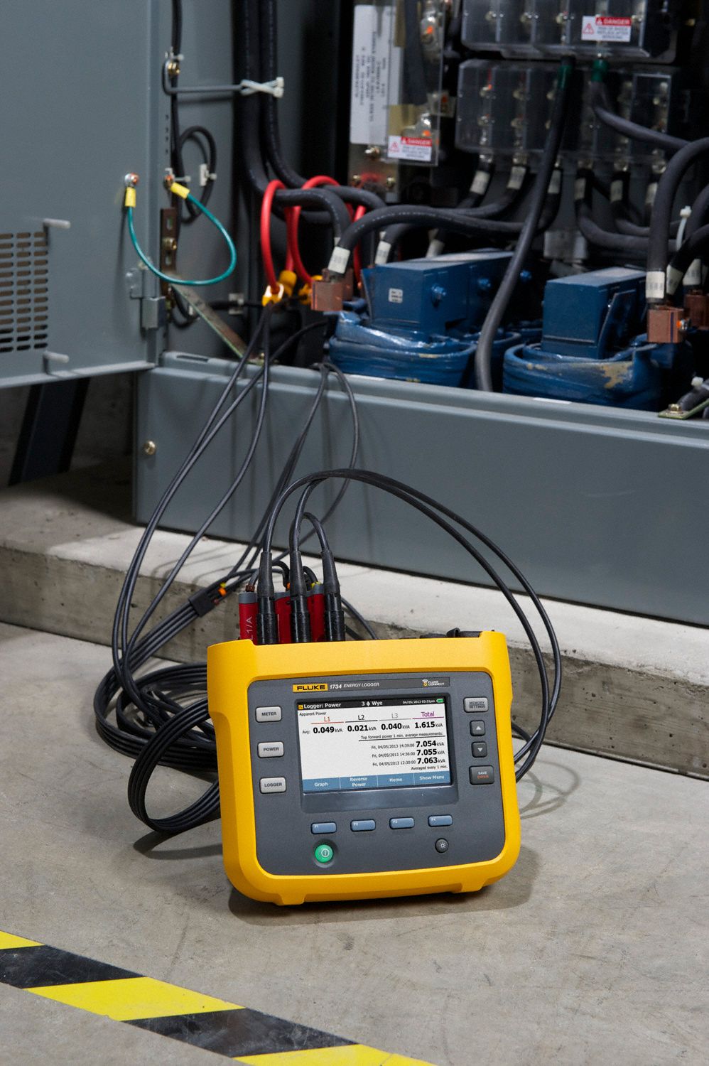 FLUKE Power Energy Logger, 480 x 272 Display 53YP72FLUKE1734/EUS