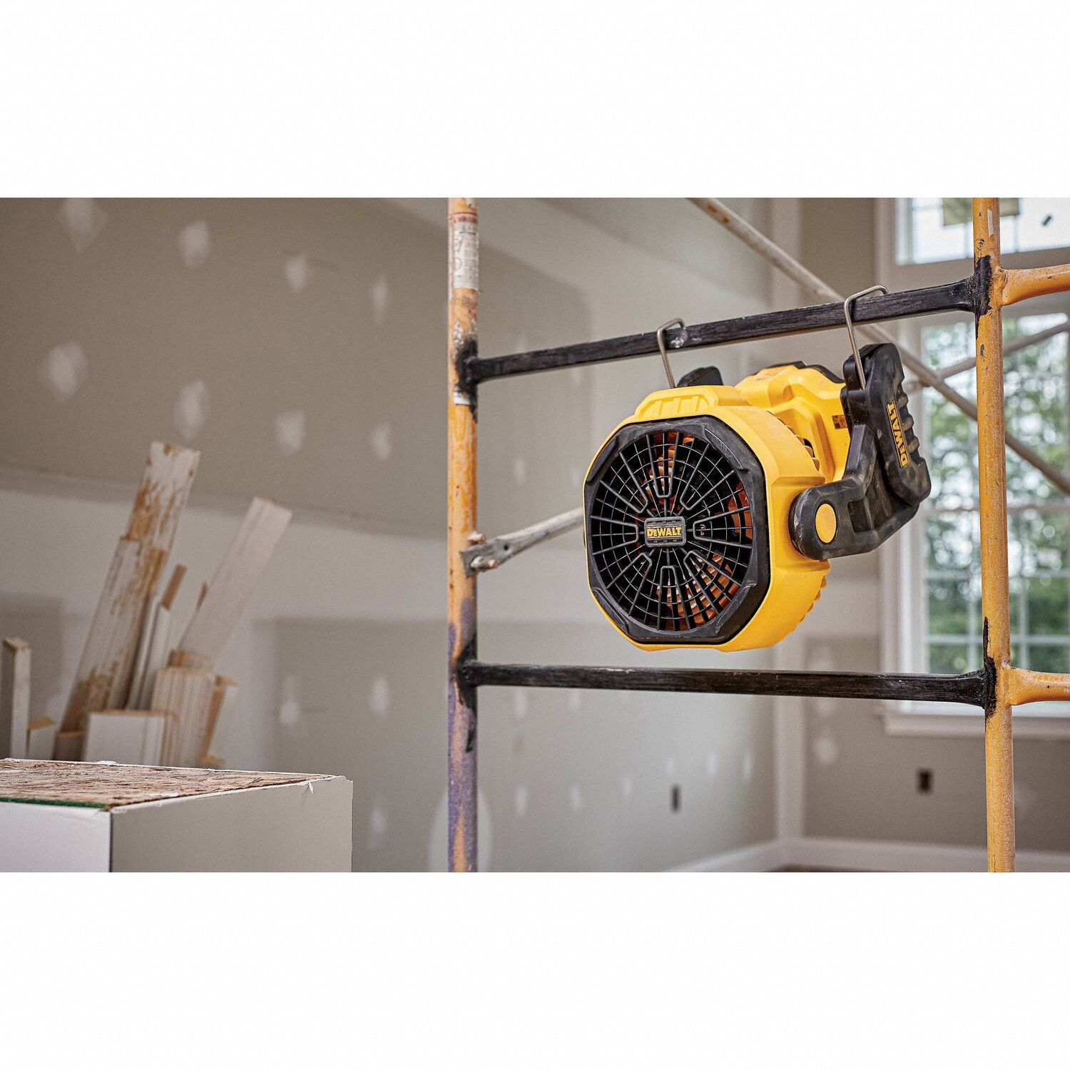 DEWALT Jobsite Cordless Fan, Variable 54JJ33DCE511B Grainger