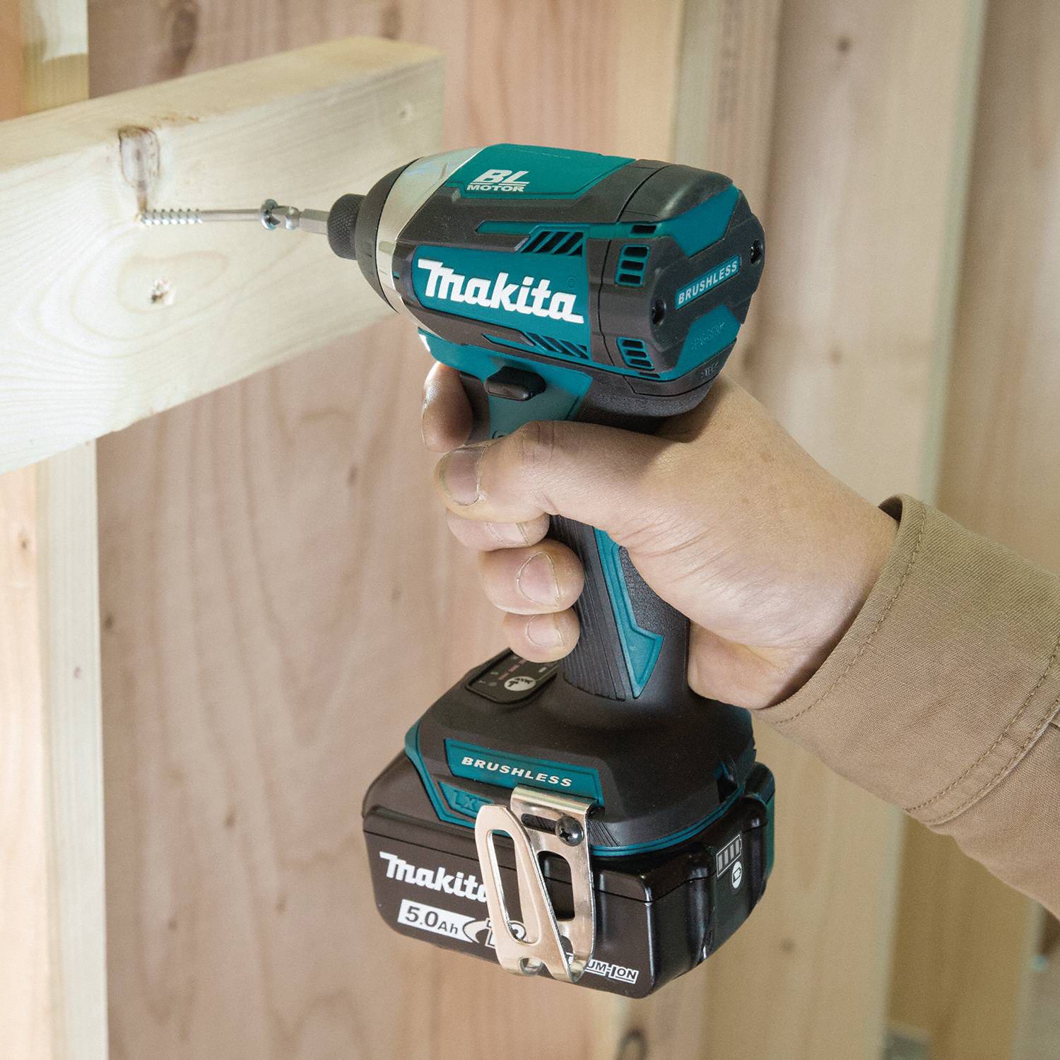 MAKITA Cordless, Impact Driver, 1/4 in Hex, 18V DC, 1,550 inlb Max