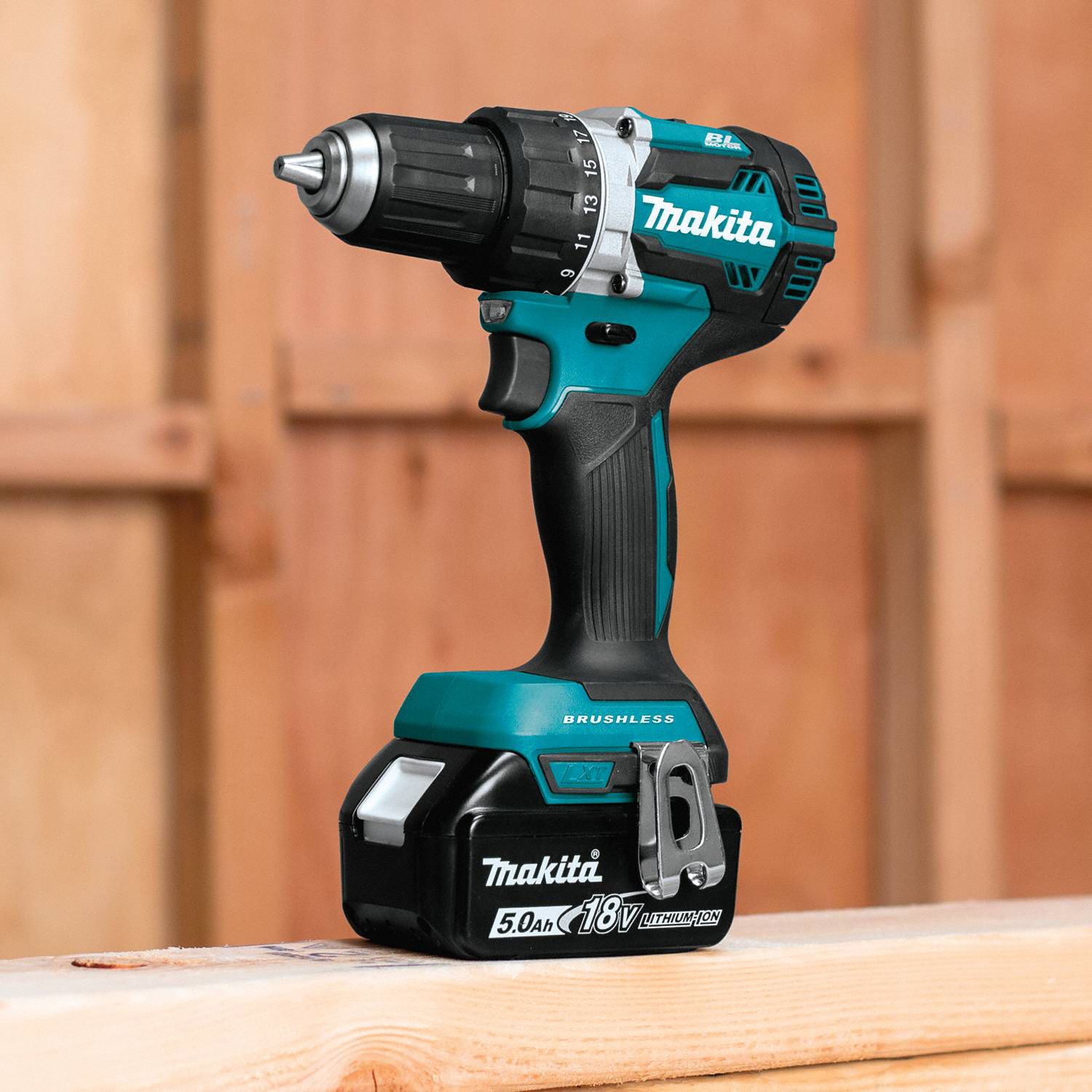 MAKITA Drill Kit, Cordless, 0 inlb to 530 inlb, 1/2 in Chuck Size