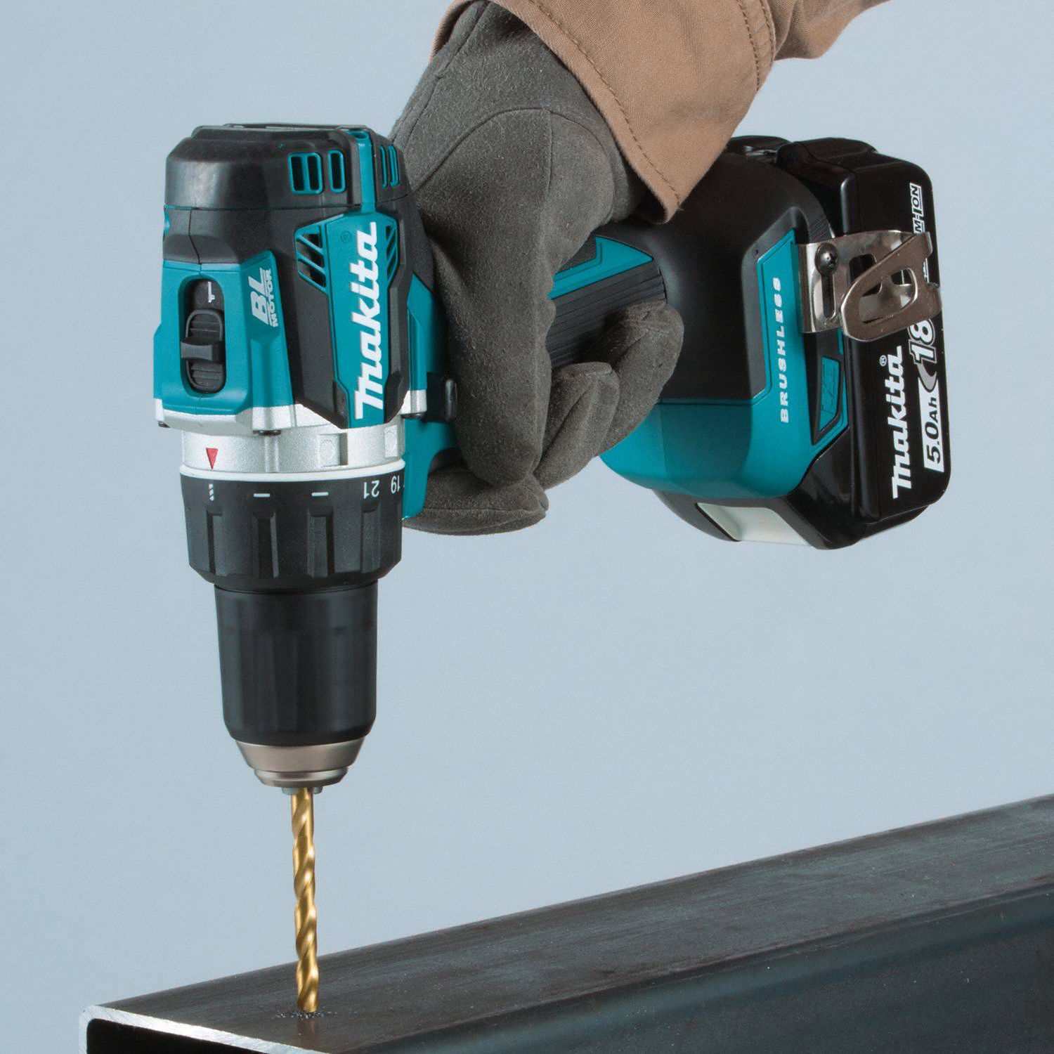 MAKITA Drill Kit, Cordless, 0 inlb to 530 inlb, 1/2 in Chuck Size