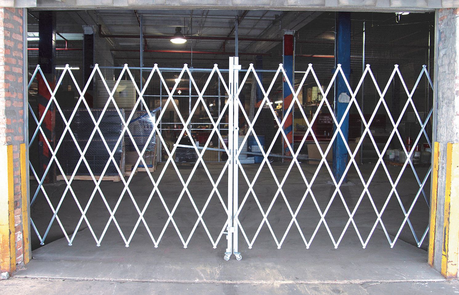 Grainger Approved Folding Gate Double 16 To 18 Ft Opening Width 15 In Folded Width Steel Gray 54xu50 Peco 1880 Grainger