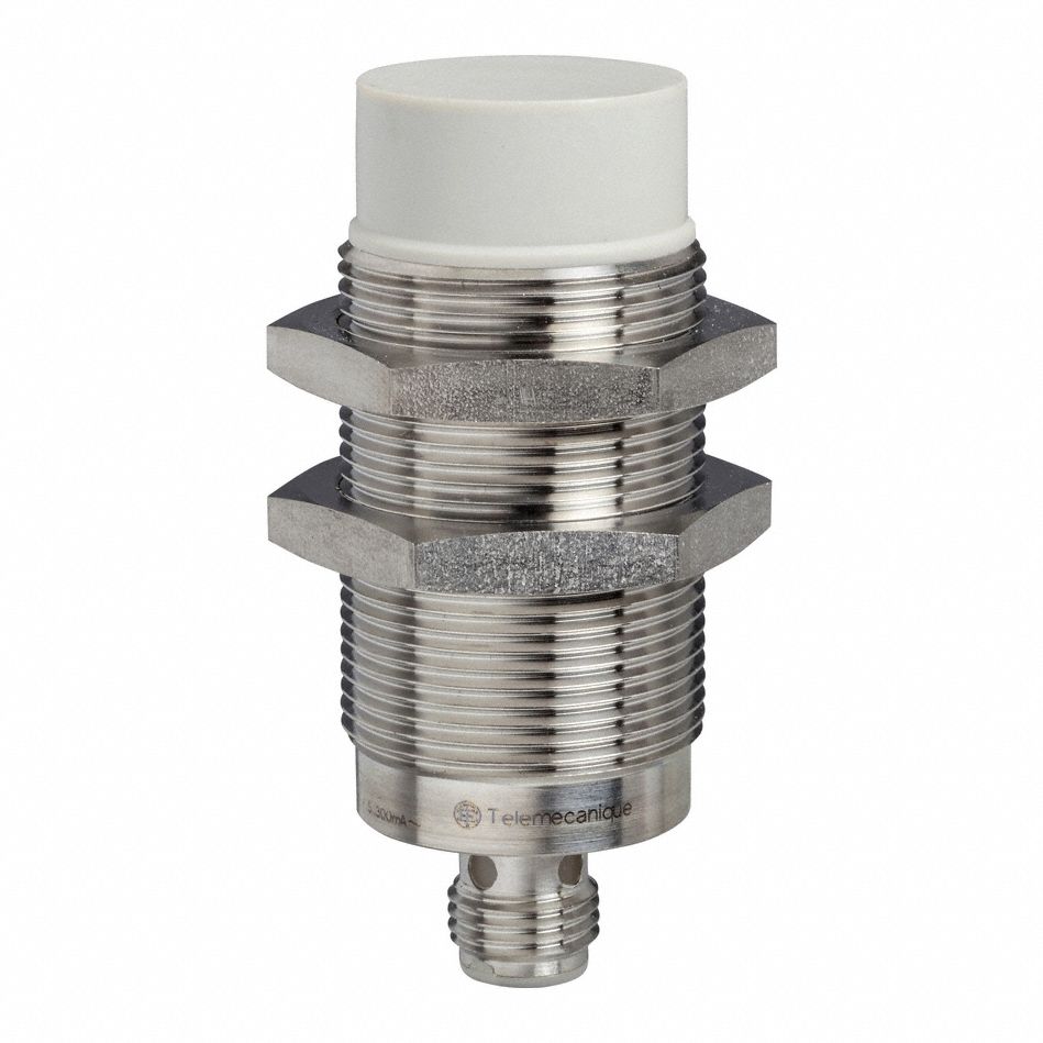 Inductive Cylindrical Proximity Sensor: Built-in Connector, Unshielded, NPN