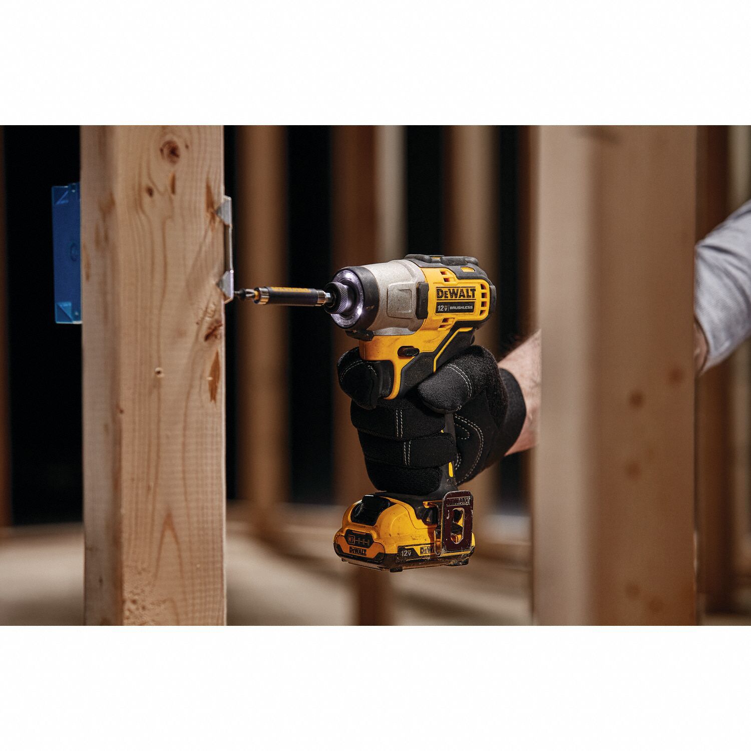 DEWALT Impact Driver 1,450 inlb Max. Torque, 2,850 RPM Free Speed