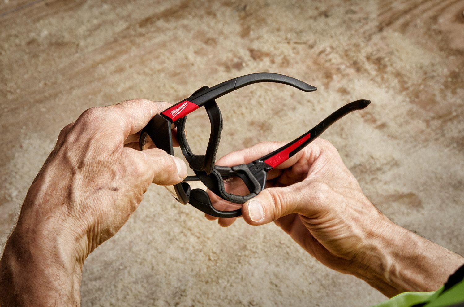 MILWAUKEE ImpactResistant Safety Glasses , Clear Lens Color 55FF01