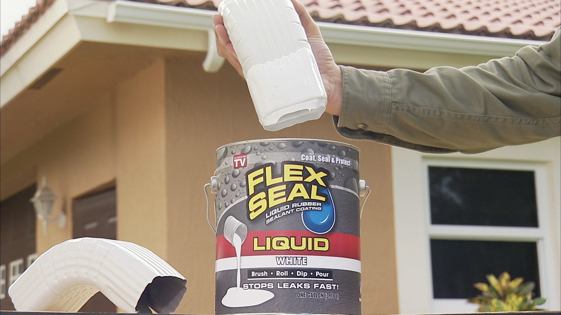 FLEX SEAL Leak Sealer, White 55KE56LFSWHTR32 Grainger