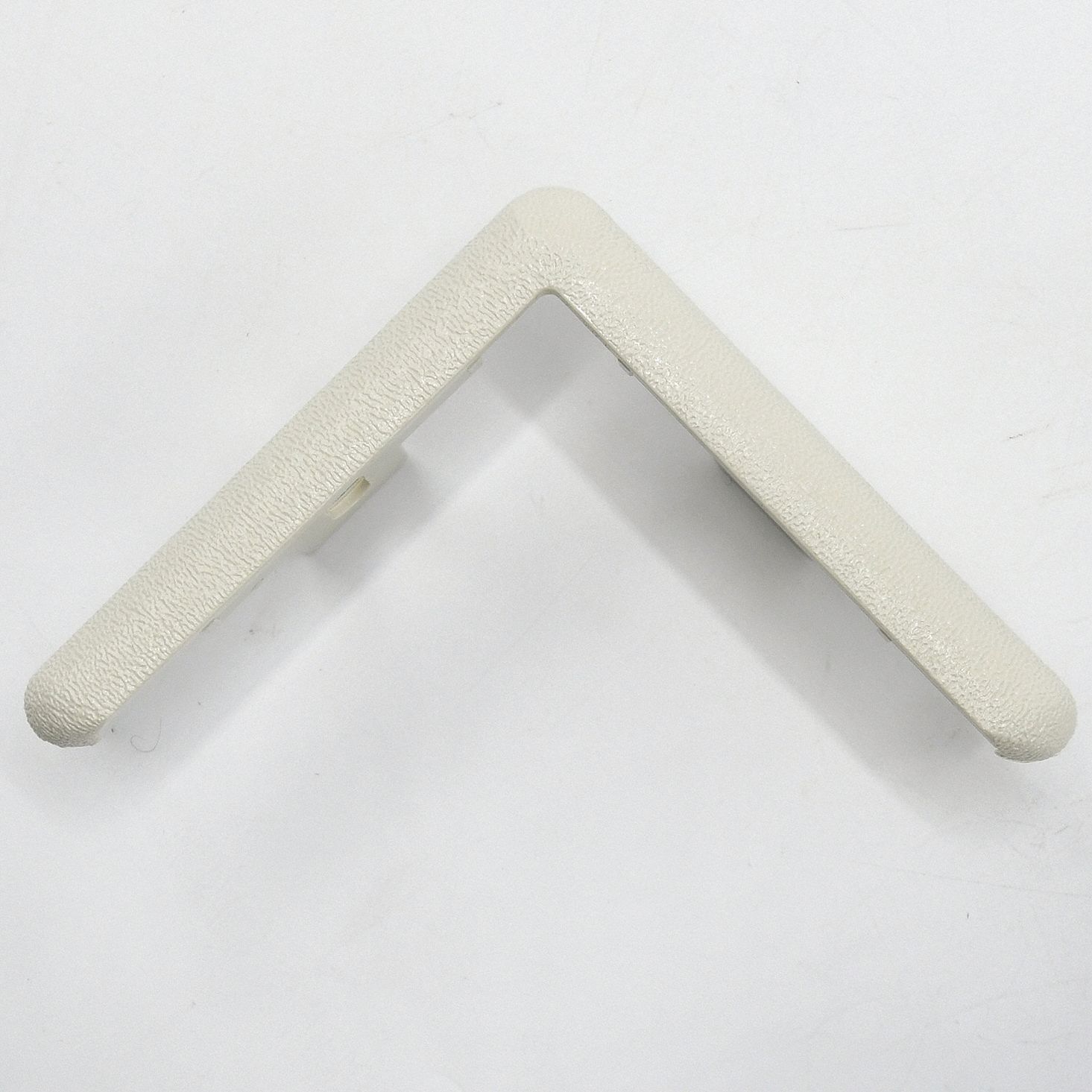 End Cap: End Cap, PETG, Eggshell, 3 in Leg Wd, 1/4 in Overall Ht, For 135° Angle