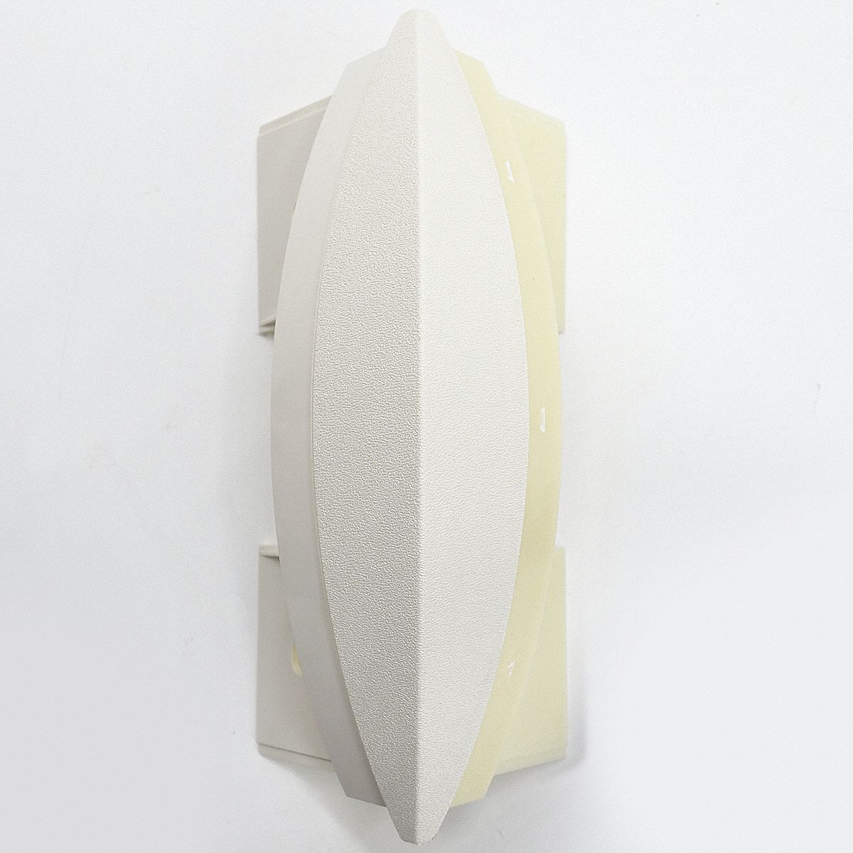 Corner: SCR-80, PETG, Mission White, 8 in Overall Ht, 1 3/8 in Overall Lg