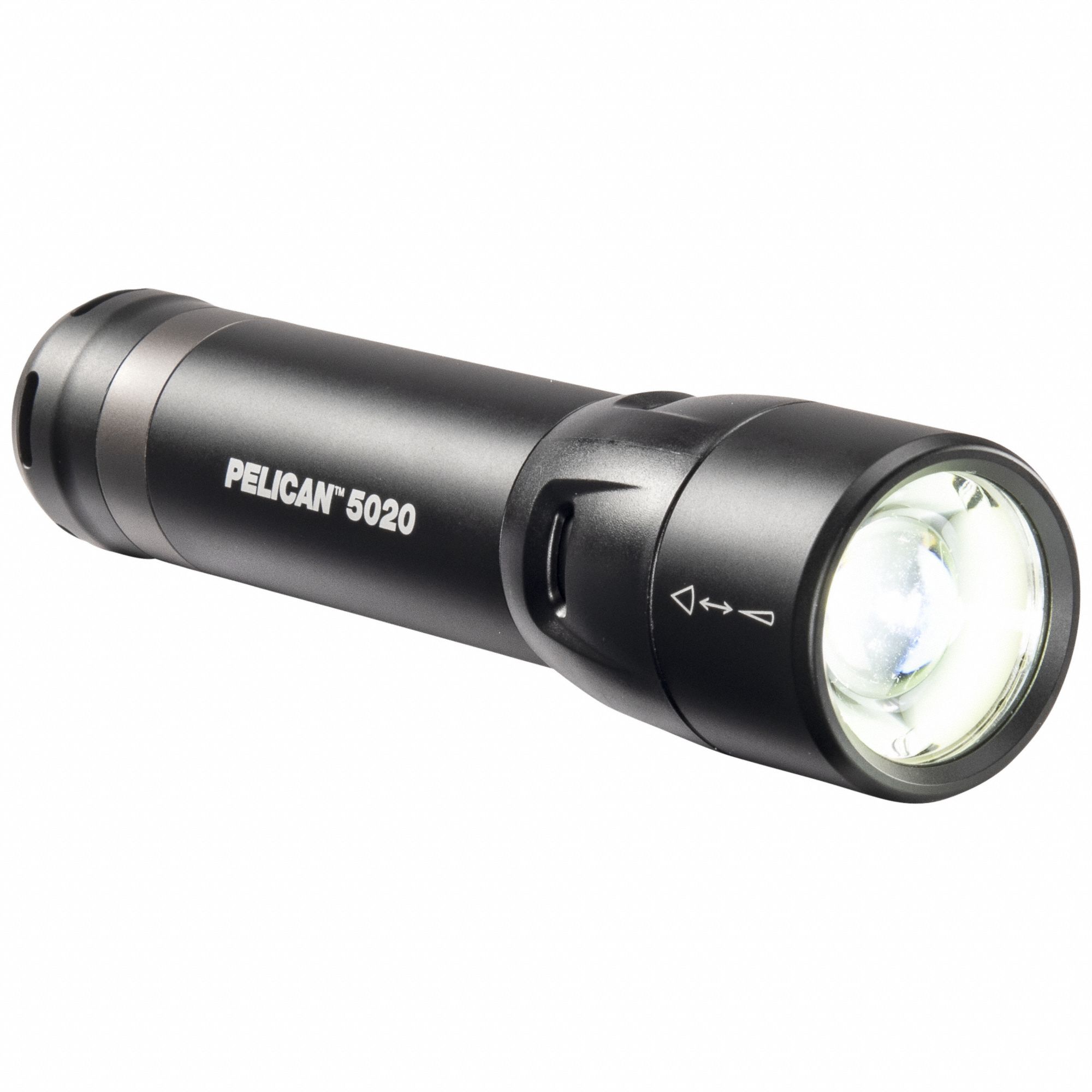 HANDHELD FLASHLIGHT, LED, 586 LUMENS, 250 M BEAM, BLACK, 5.87 IN L/1.5 IN DIA, ALUMINUM/PMMA