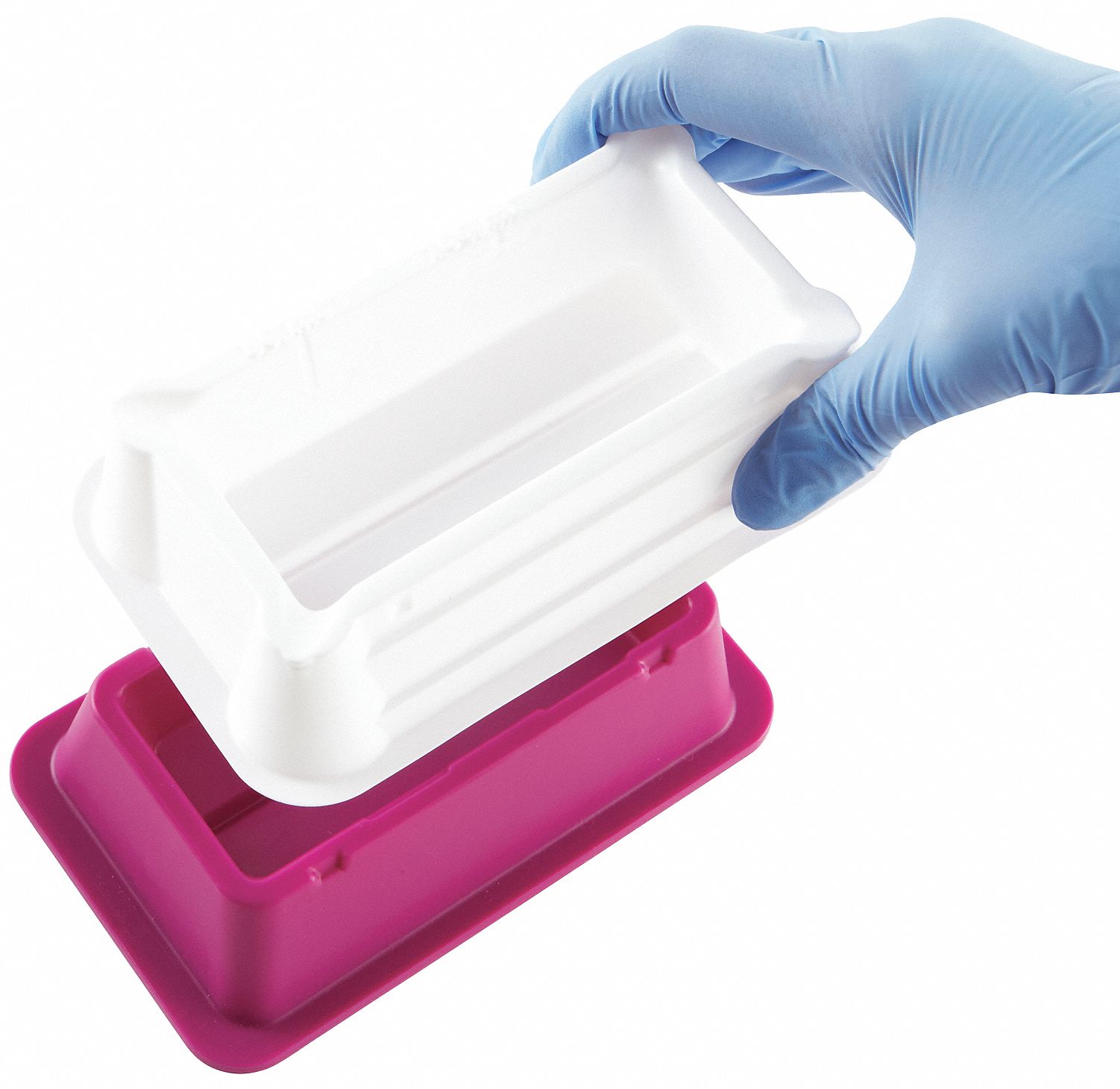 Reagent Reservoir: Non-Sterile, 100 mL Capacity, Polypropylene, 1 1/8 in Overall Ht, 9 in Overall Dp